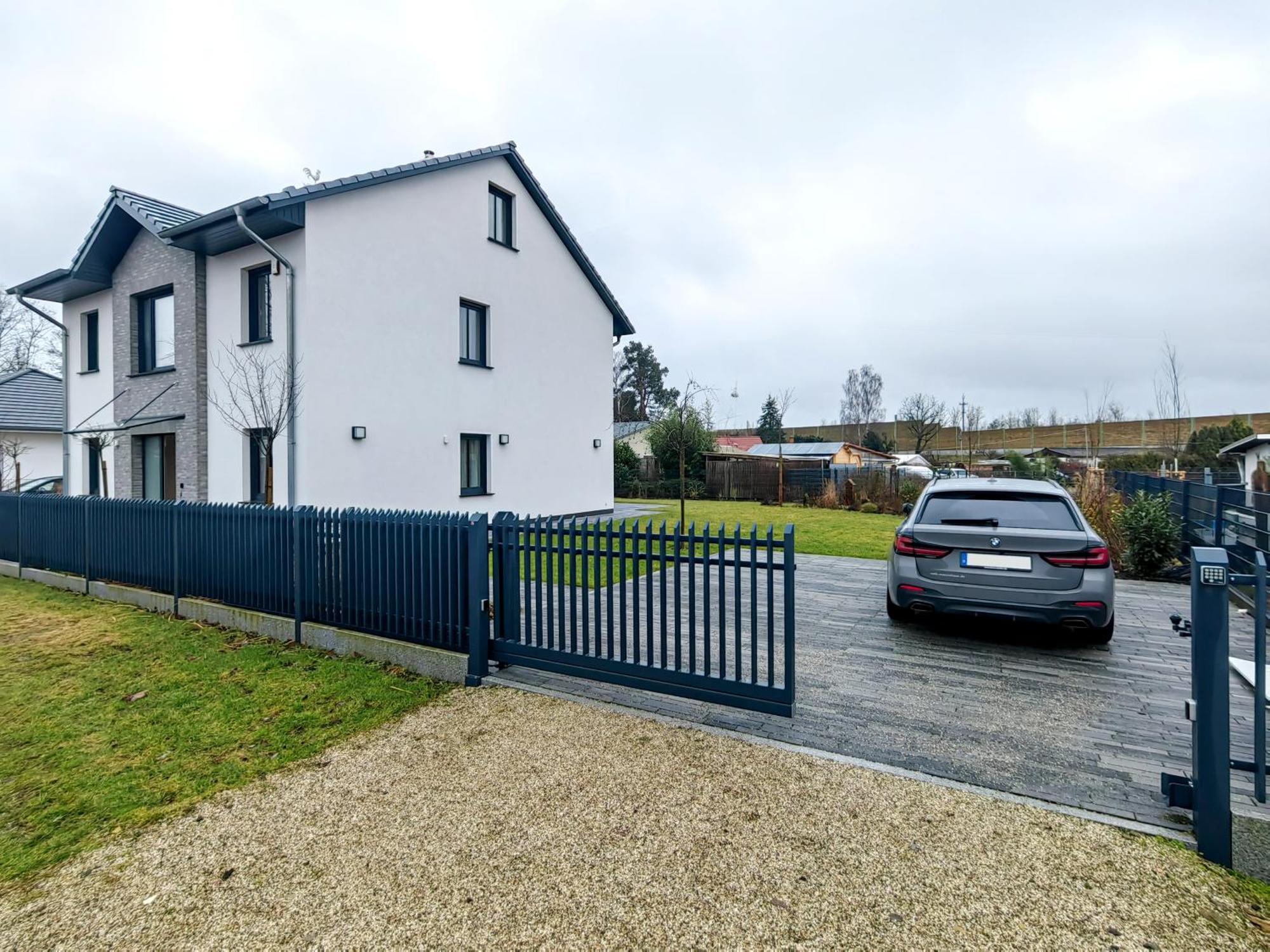 Bohnapartments Luxury Villa Berlin - 210Qm - Wintergarten - Kamin - 4 Kostenlose Parkplaetze - 6 Schlafzimmer - Neubau - Luxusausstattung Birkenwerder Extérieur photo
